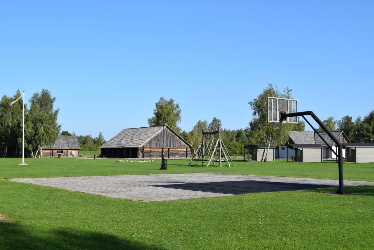 קורסארה Holiday Village Suur Toell מראה חיצוני תמונה