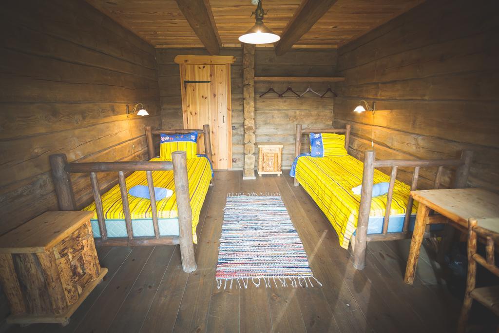 קורסארה Holiday Village Suur Toell מראה חיצוני תמונה